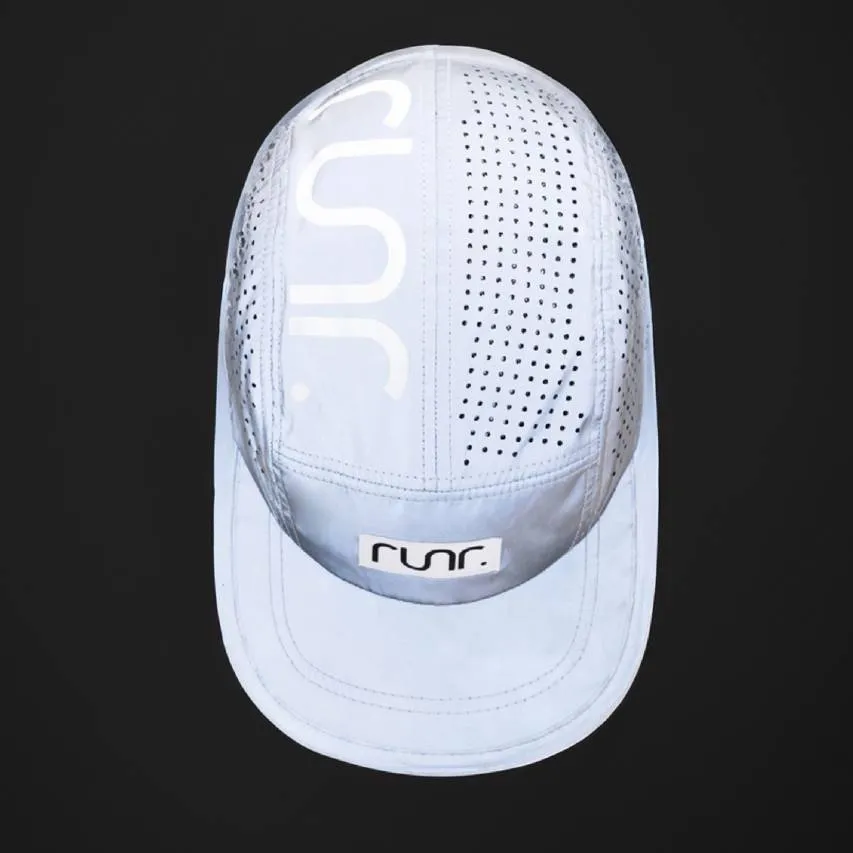 Runr Lumos Reflective Technical Running Hat - Silver