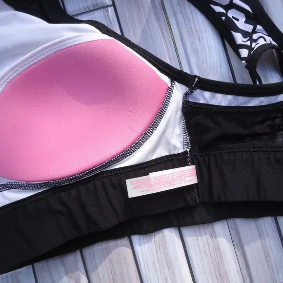SIZE S. PINK Victoria's Secret Mesh Crop Haut Court Sports Bra.