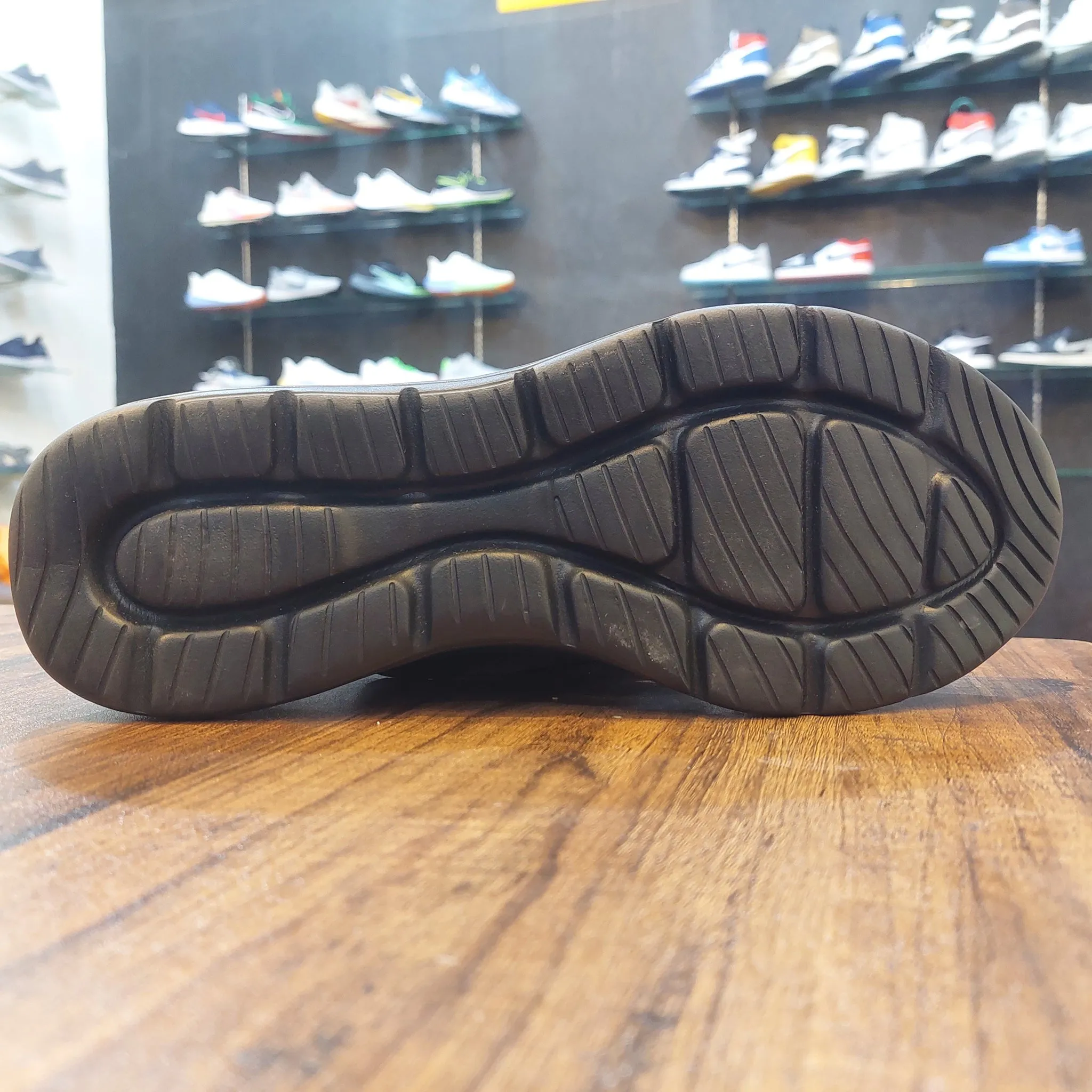 Sketcher Stretch Fit All Black