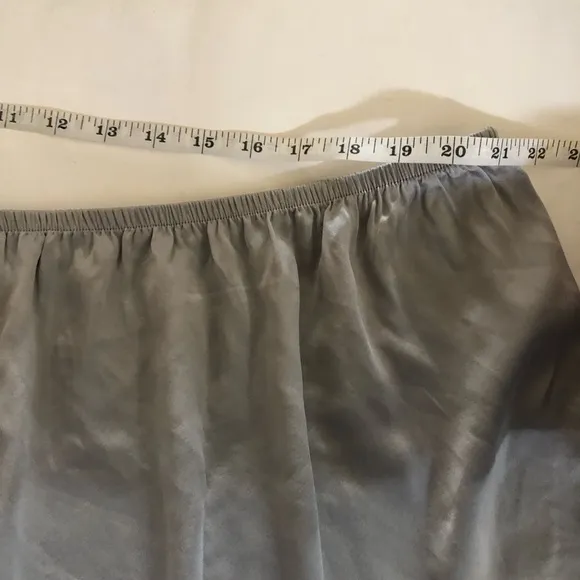 SKIMS Woman’s Silk Sleep Tap Shorts Plus Size 4X