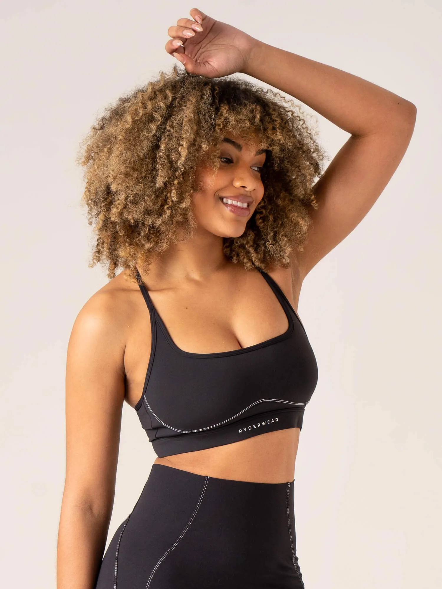 Stride Sports Bra - Black