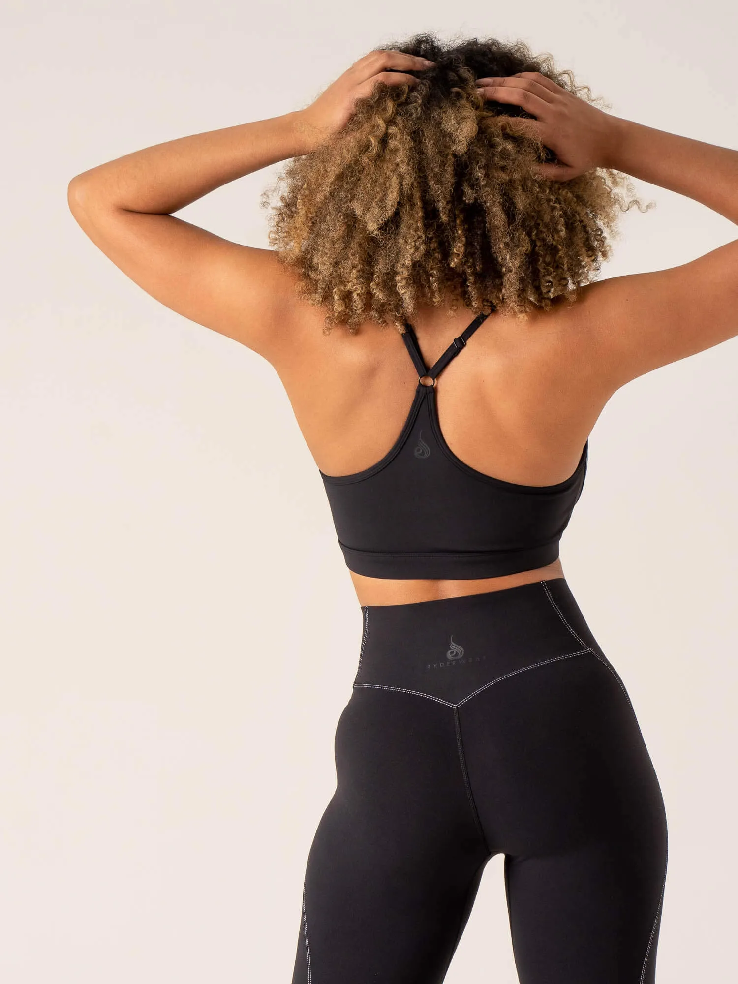Stride Sports Bra - Black