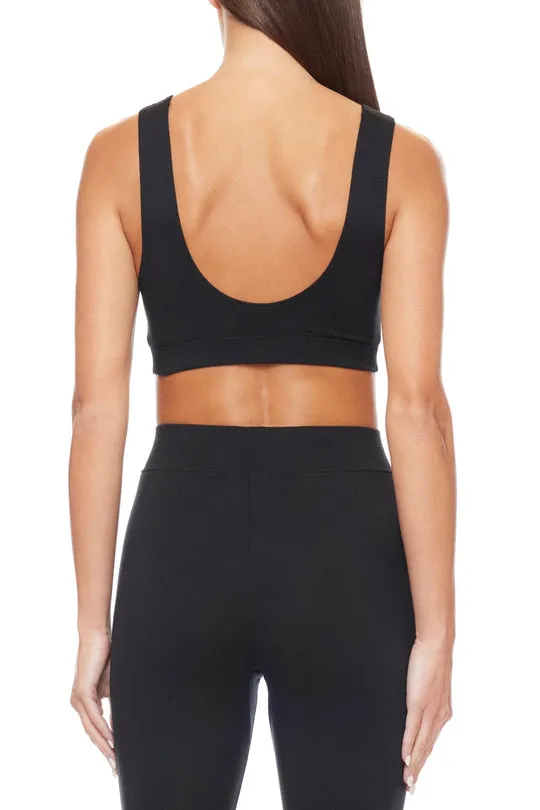 Éterne Sports Bra in Black