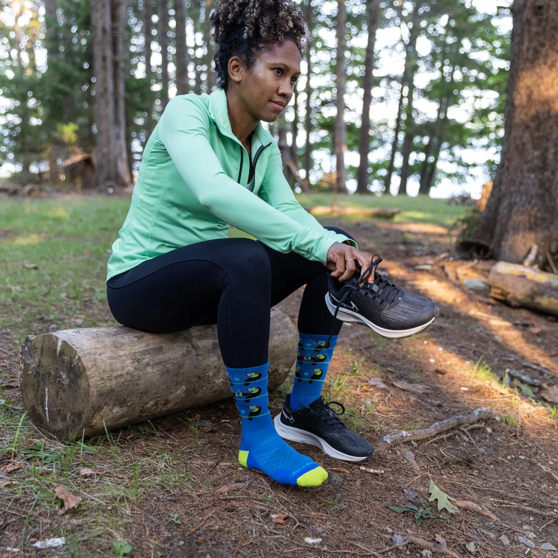 Toco Loco Micro Crew Ultra-Lightweight Running Sock w/ Cushion (Women's) - D1060W