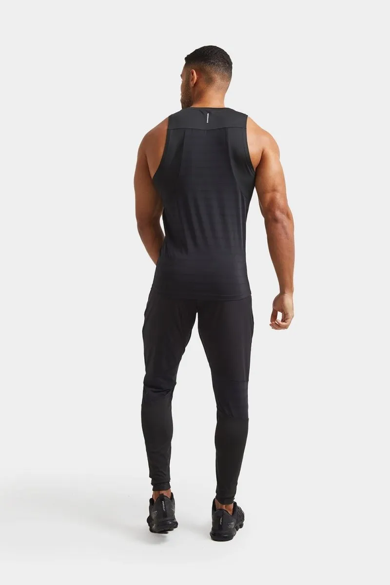Training Vest in Black