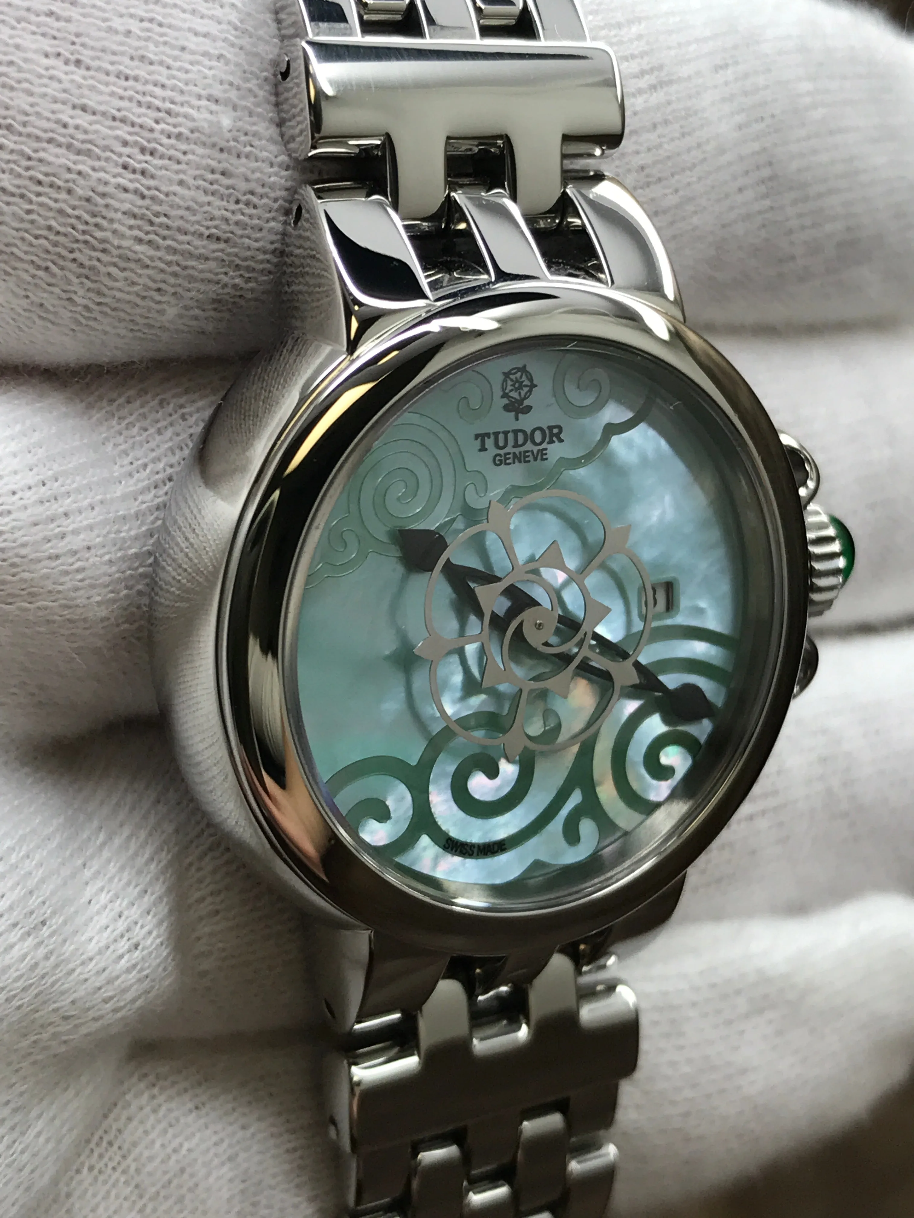 Tudor Clair de Rose 35400 Emerald Green Dial Automatic Women's Watch