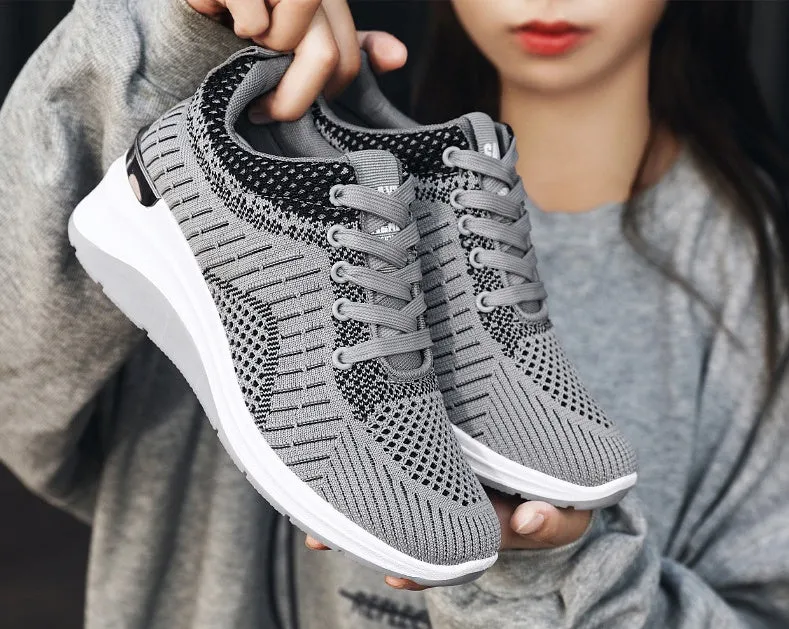 Two-Tone Casual Sneakers with Cushioned Air Cushion Sole for Women
