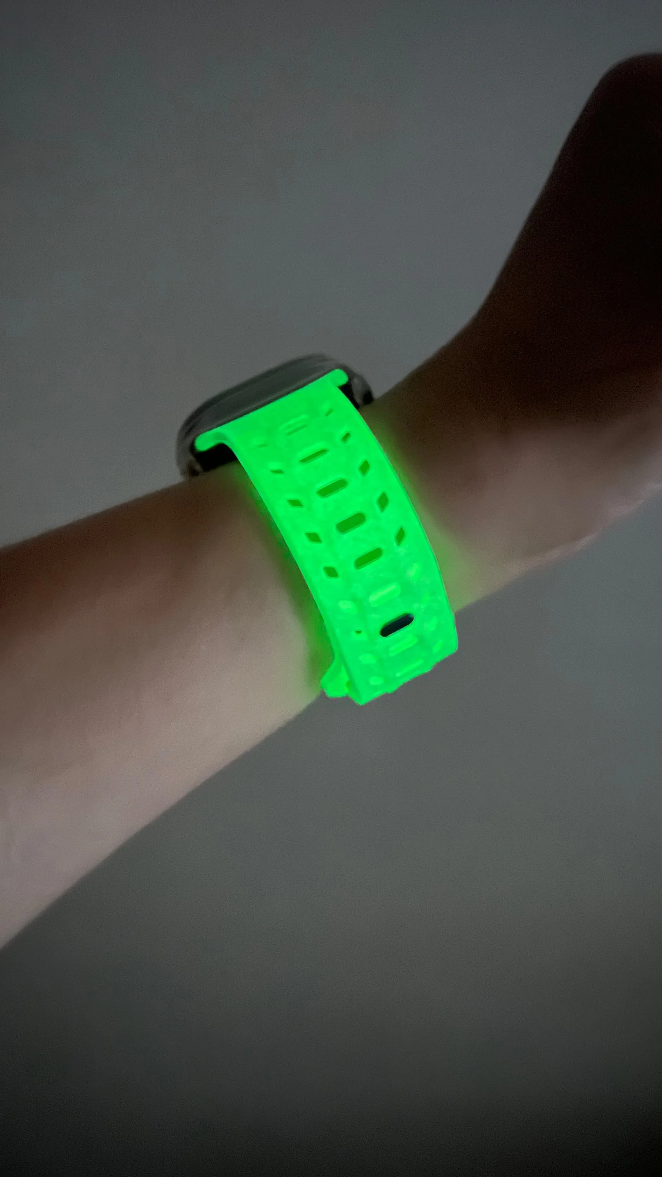Watch Band, Apple Watch Band for Apple Watch Ultra 2 46mm 45mm 45mm Series 10, iWatch Band, Luminous Sport Watch Strap