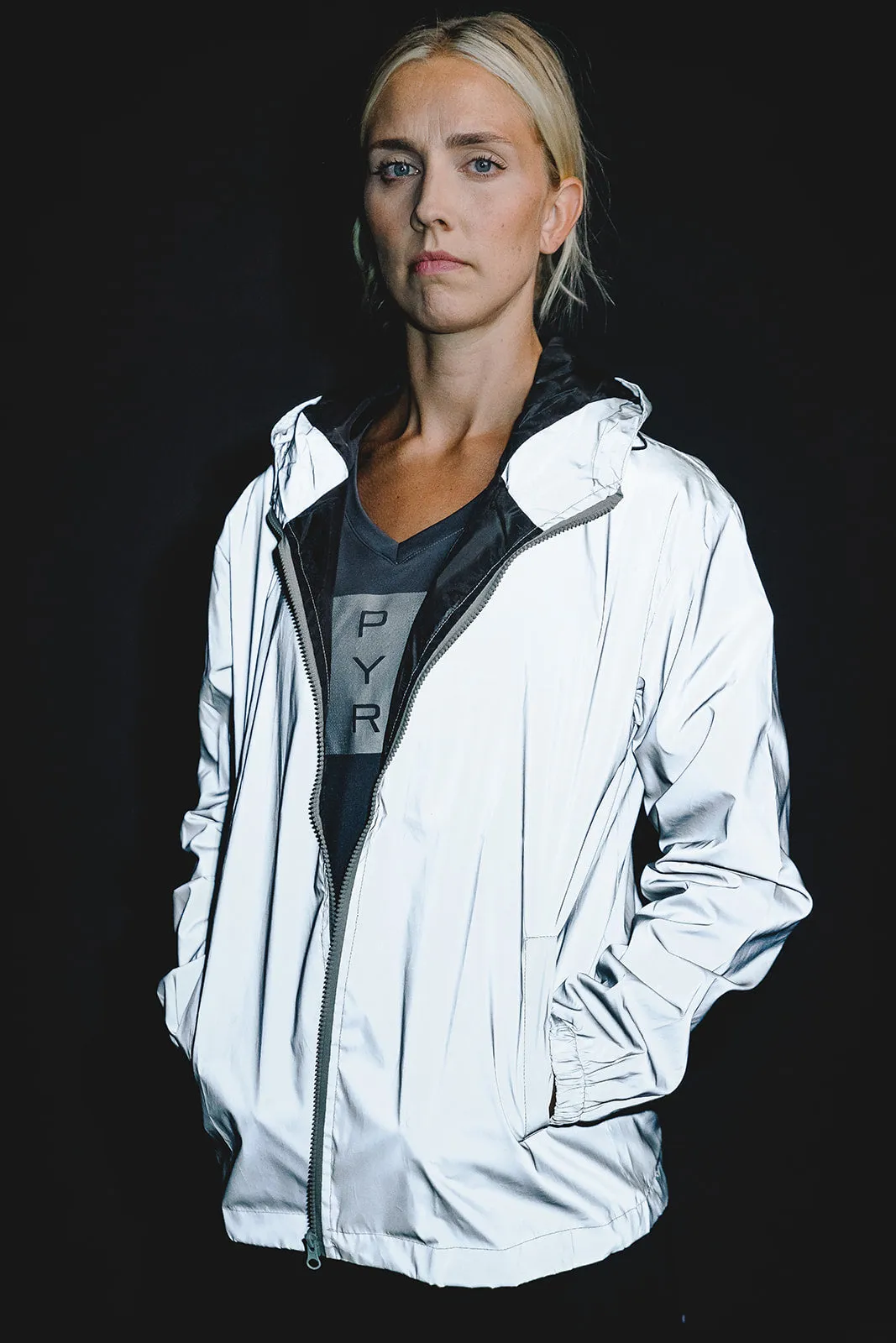 WOMEN'S FULLY REFLECTIVE LIGHTWEIGHT RUNNING JACKET