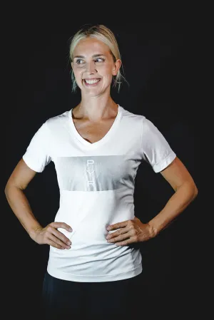 WOMEN'S REFLECTIVE MARATHON PERFORMANCE T-SHIRT